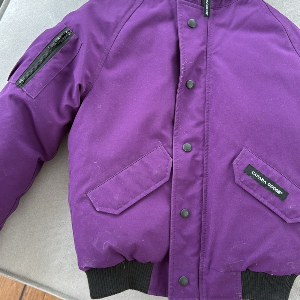 Canada goose kids sizes M (10-12) - Picture 2 of 3